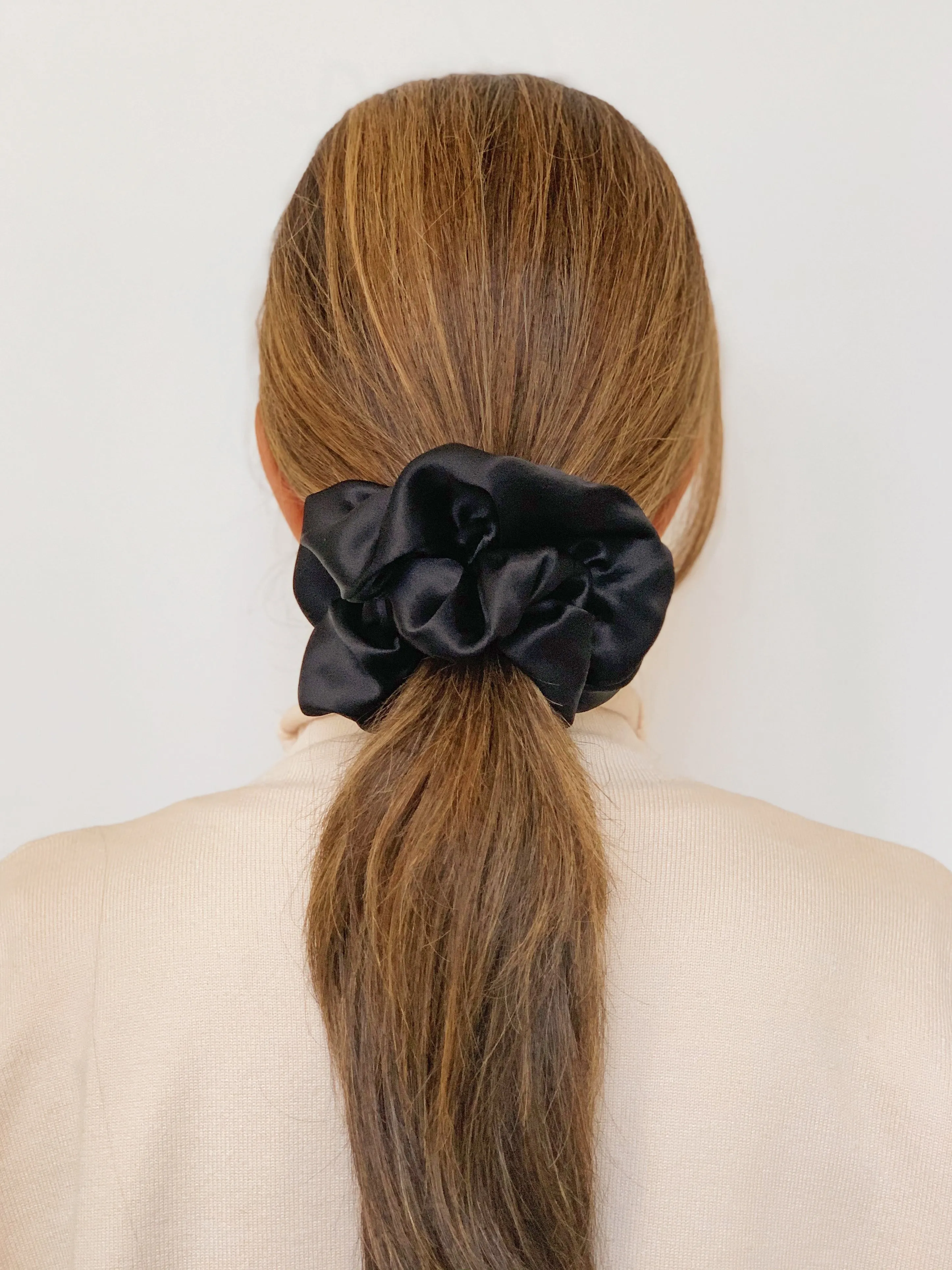 Silk Medium Black Scrunchie