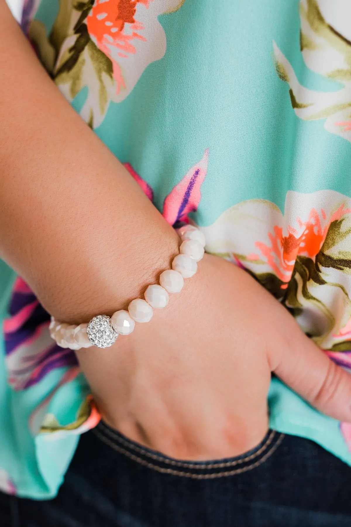 Single Diamond Accent Beaded Bracelet- Pink