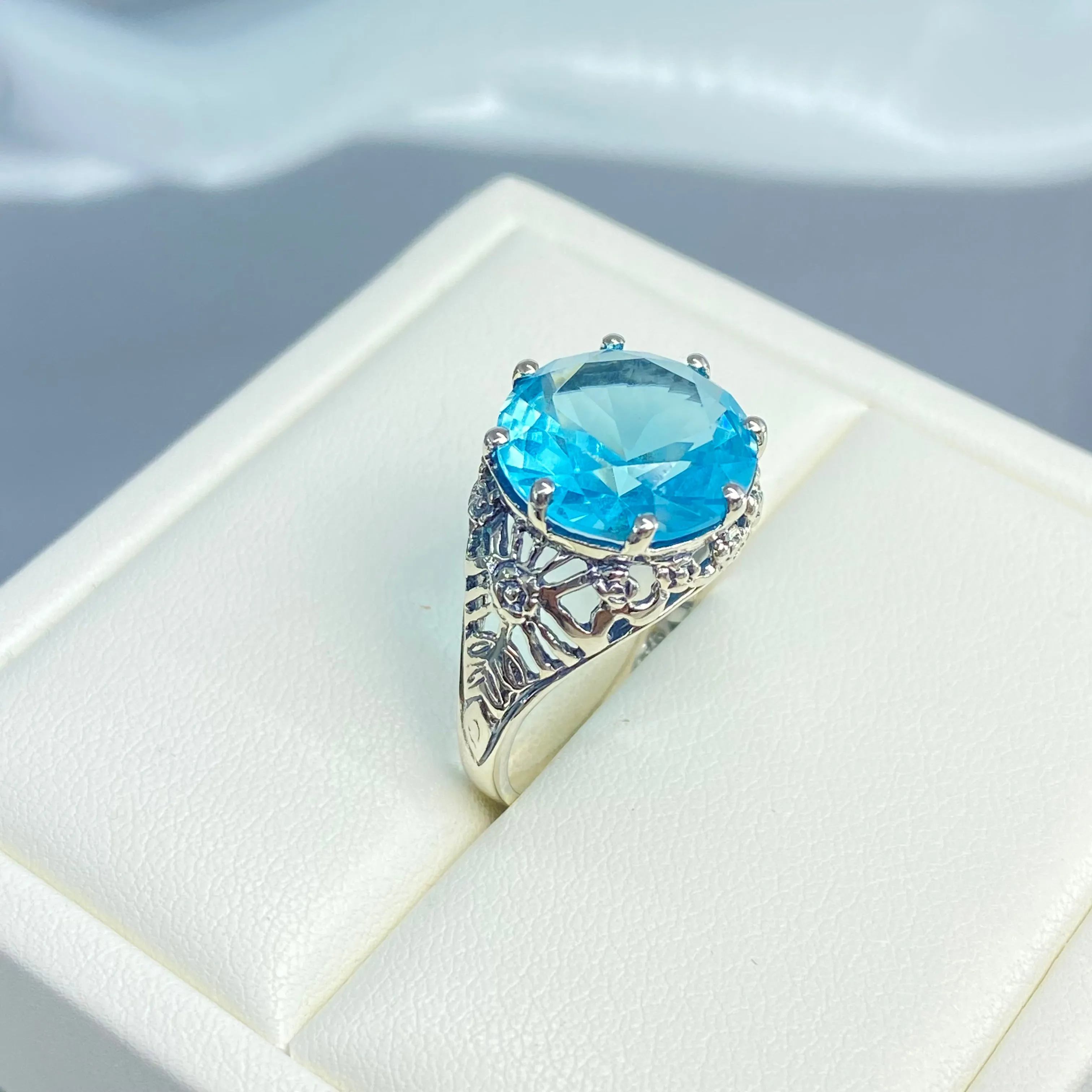 Sky Blue Aquamarine Ring, Size 9, Round Gem, Silver Crown Filigree Victorian Jewelry, D08 - Ready to Ship