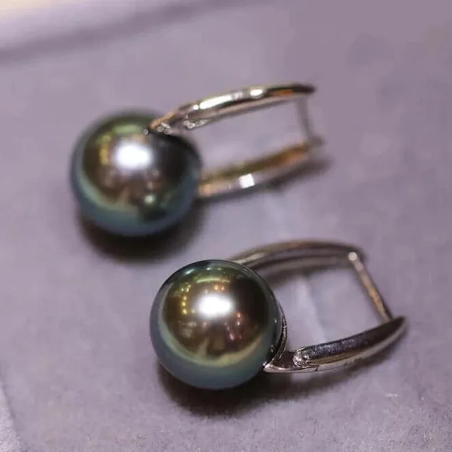 Tahitian Black Pearl Earrings in White Gold - 8.0-9.0 mm
