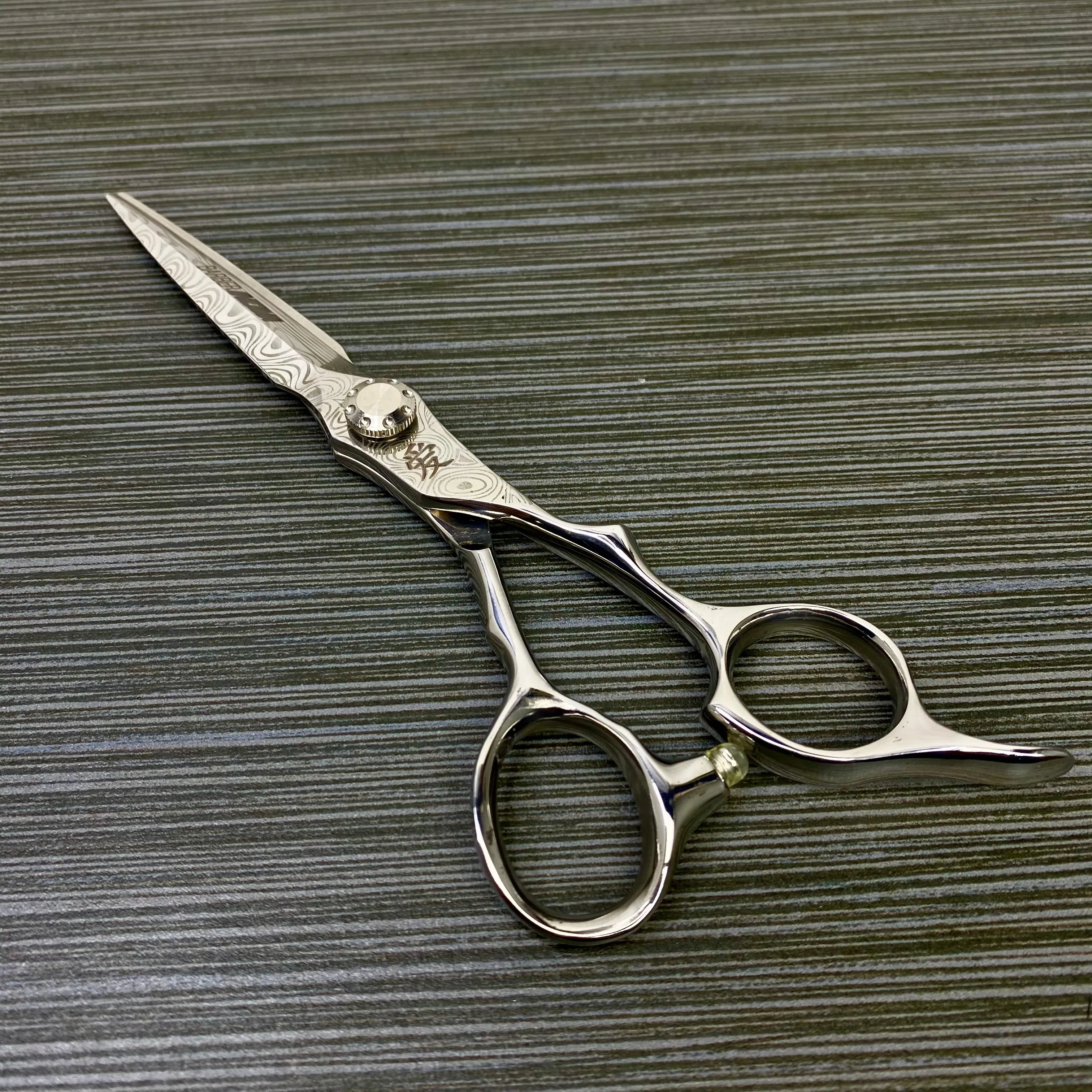 THE GRAND MASTER NOVA SILVER STYLING SHEAR  6 Inch