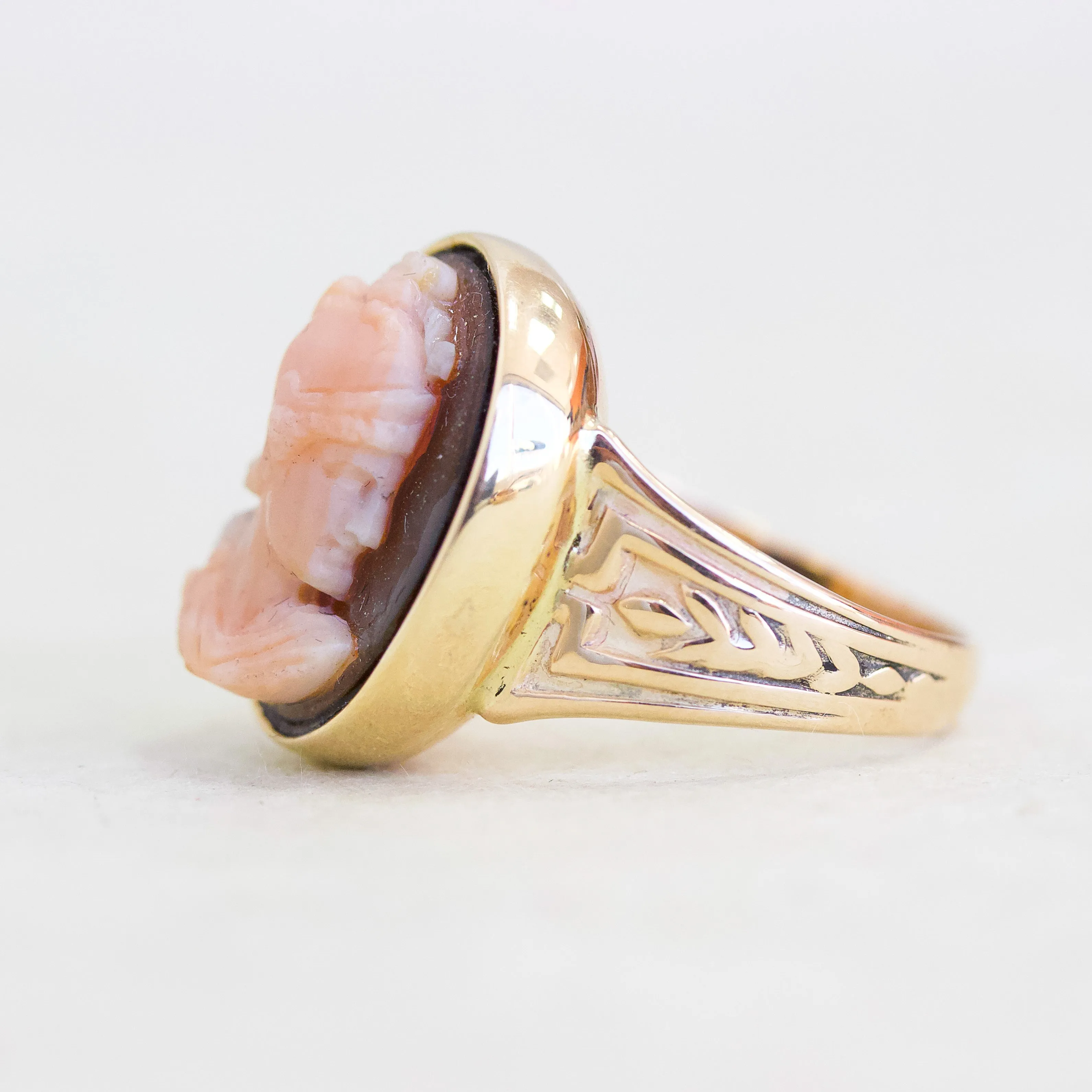 Vintage Cameo Lady Ring, 14k