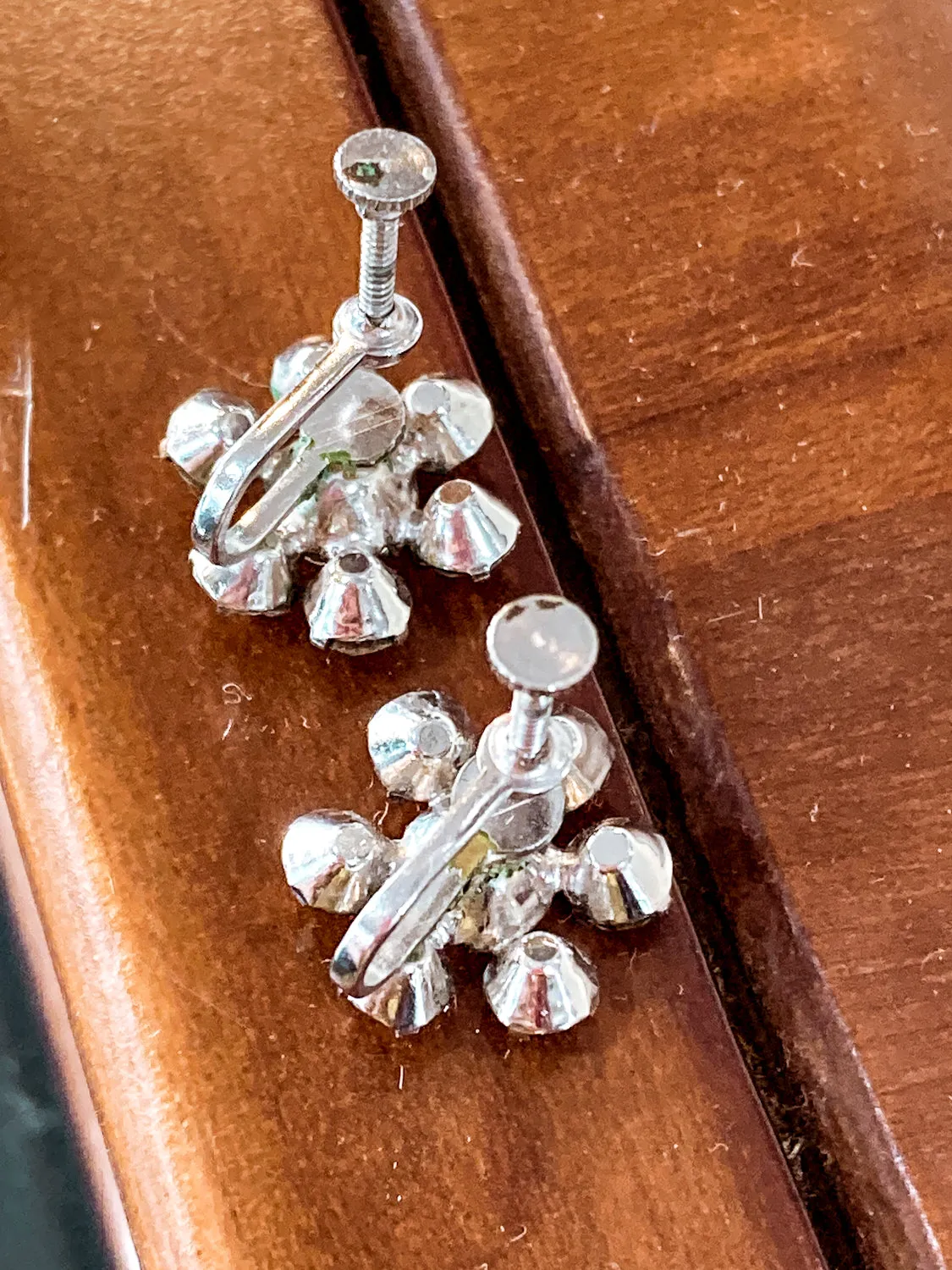 Vintage Clear Rhinestone Filigree Brooch Pendant Screw-On Earring Set Original Box