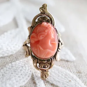 Vintage coral cameo ring in yellow gold