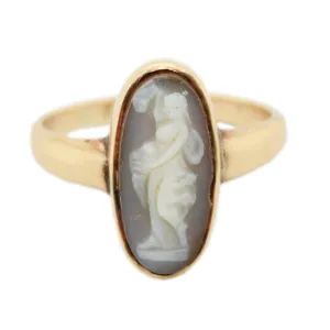 Vintage Gray Classical Woman Cameo Oval Ring in 14k Yellow Gold - Size 7.25