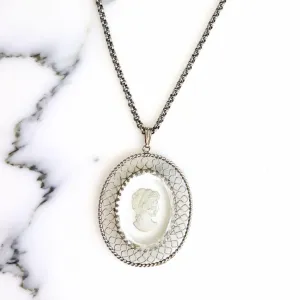 Vintage Whiting and Davis Etched Crystal Cameo Pendant Necklace
