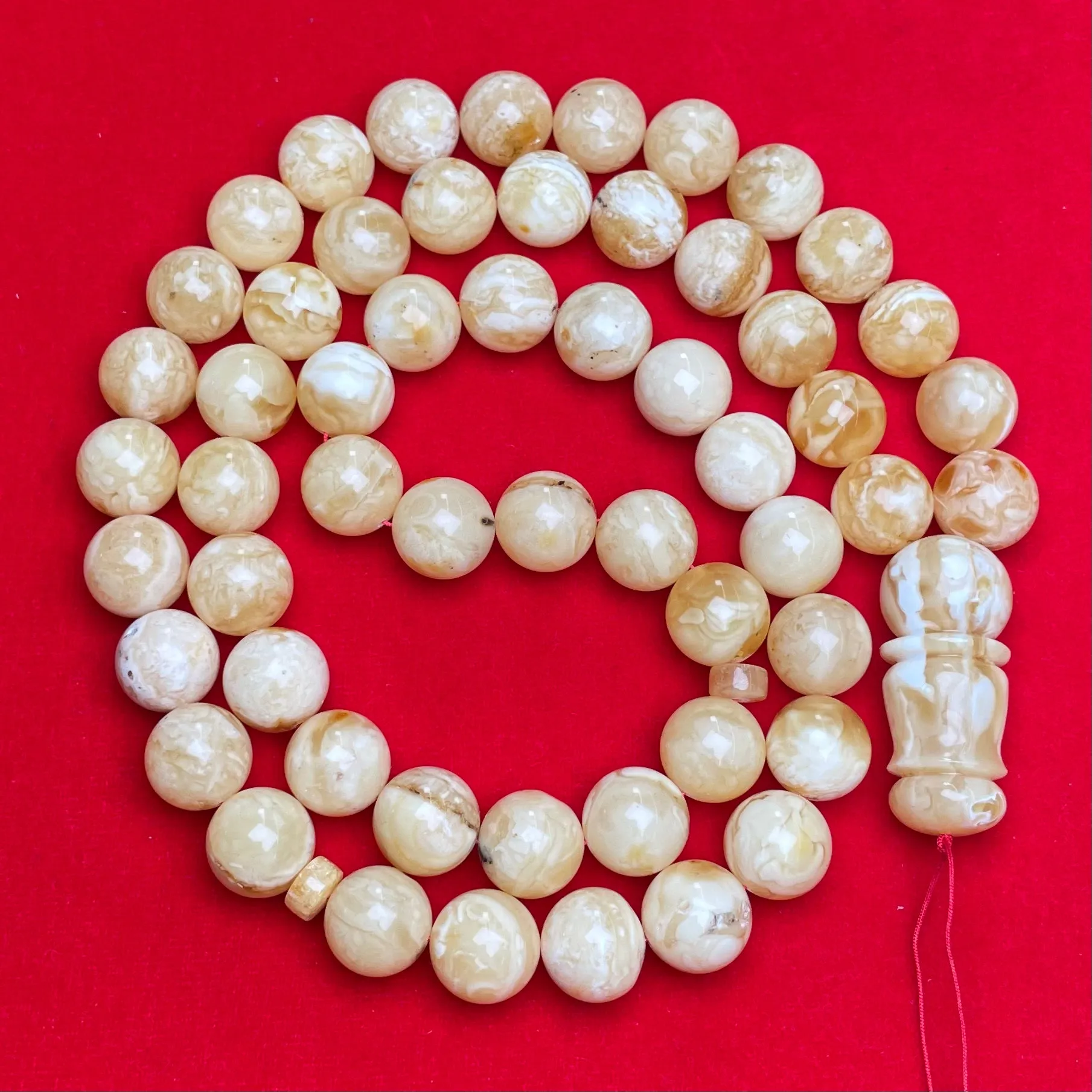 WHITE AMBER MISBAHA 15,3mm 117,5g