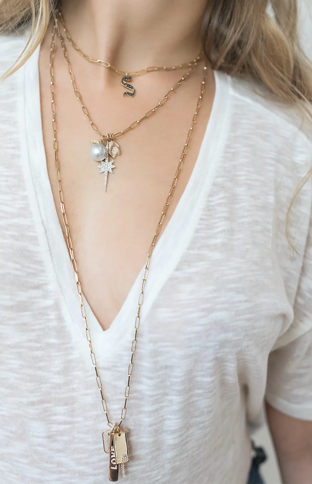 WHITE PEARL WITH BEZEL SET DIAMOND